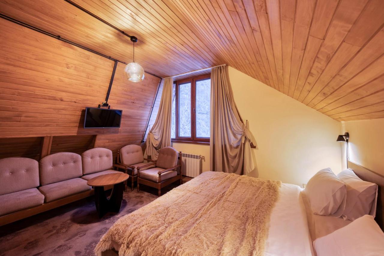 Alpine Castle Hotel Dilican Dış mekan fotoğraf